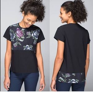 Like New! Lululemon Garden Party Short Sleeve Top